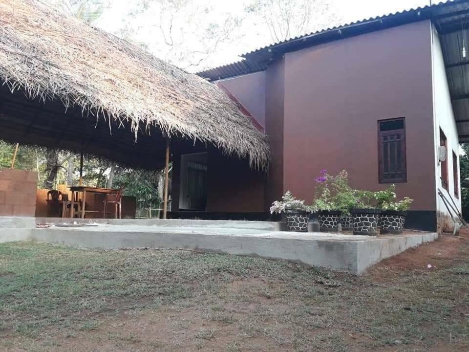 Gimanhala Cottage & Cookary Class Анурадхапура Екстериор снимка